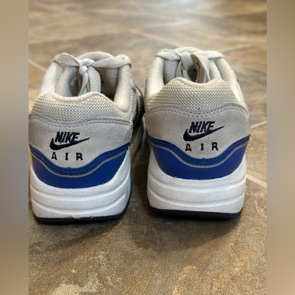 Nike Kids Air Max Shoes - Picture 4 of 7